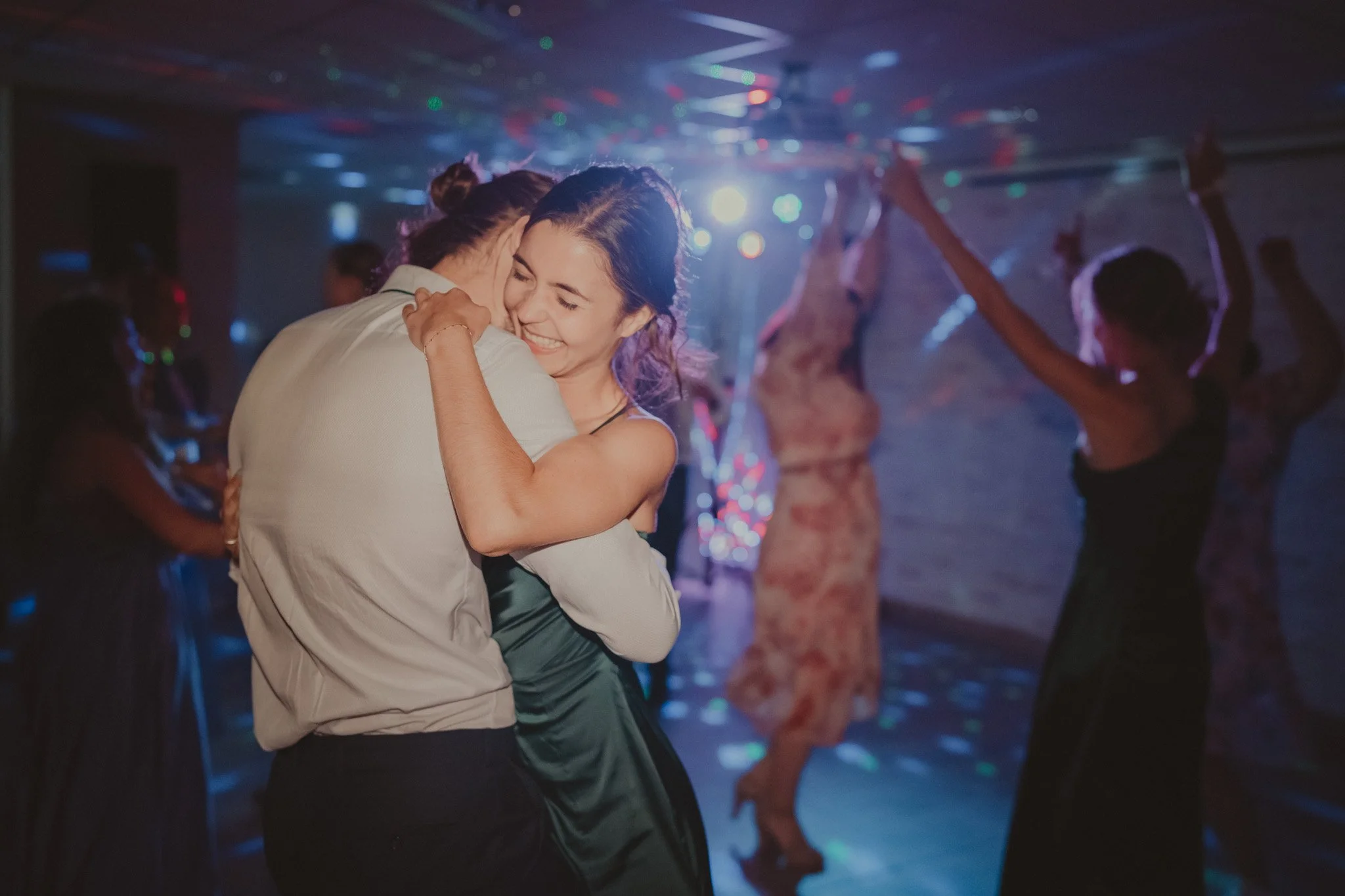 Guests dancing on the dancefloor