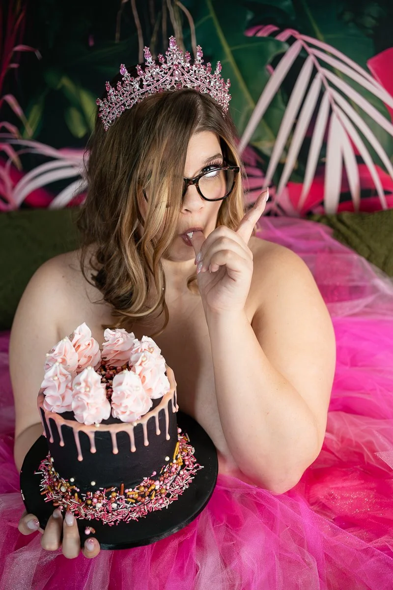 boudoir-photoshoot-at-airbnb-the-woodlands-21.jpg