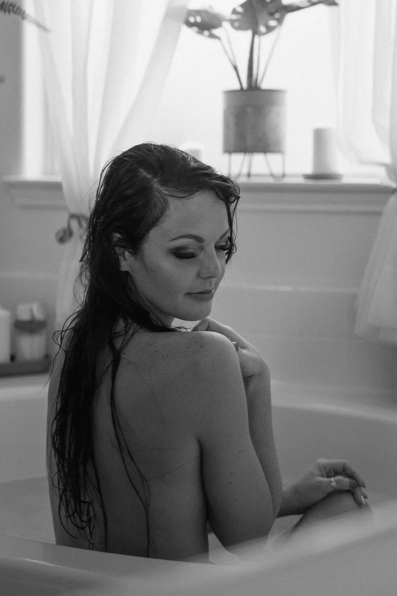 boudoir-photography-in-shower-bath-22.jpg
