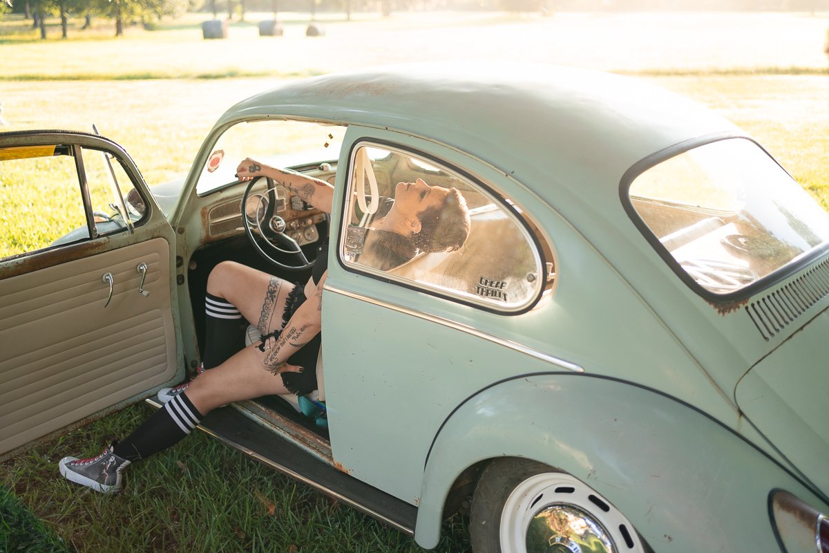 Outdoor-boudoir-in-field-with-car-9.jpg