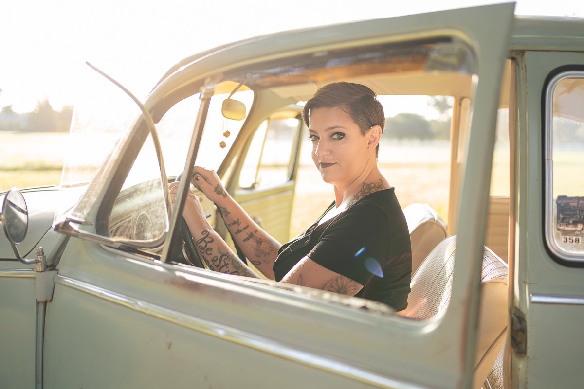 Outdoor-boudoir-in-field-with-car-12.jpg