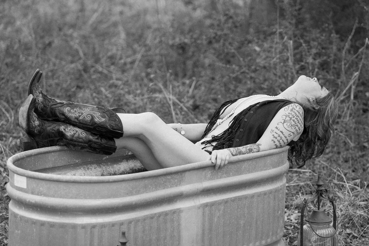boudoir-photography-in-spring-texas-39.jpg