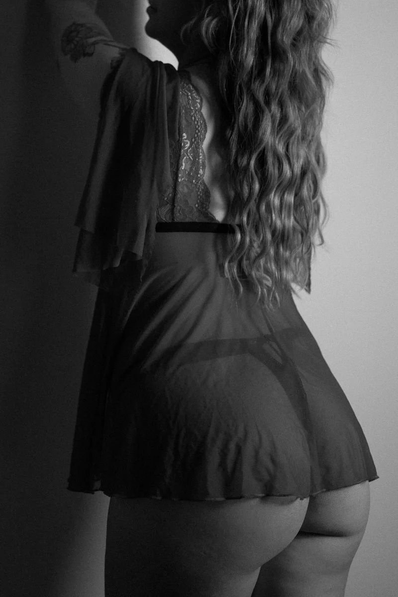 boudoir-photography-in-conroe-texas-5.jpg