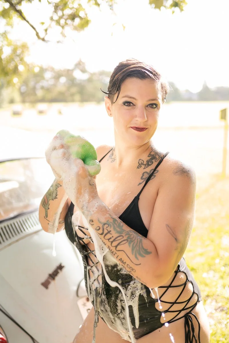 Outdoor-boudoir-in-field-with-car-51.jpg