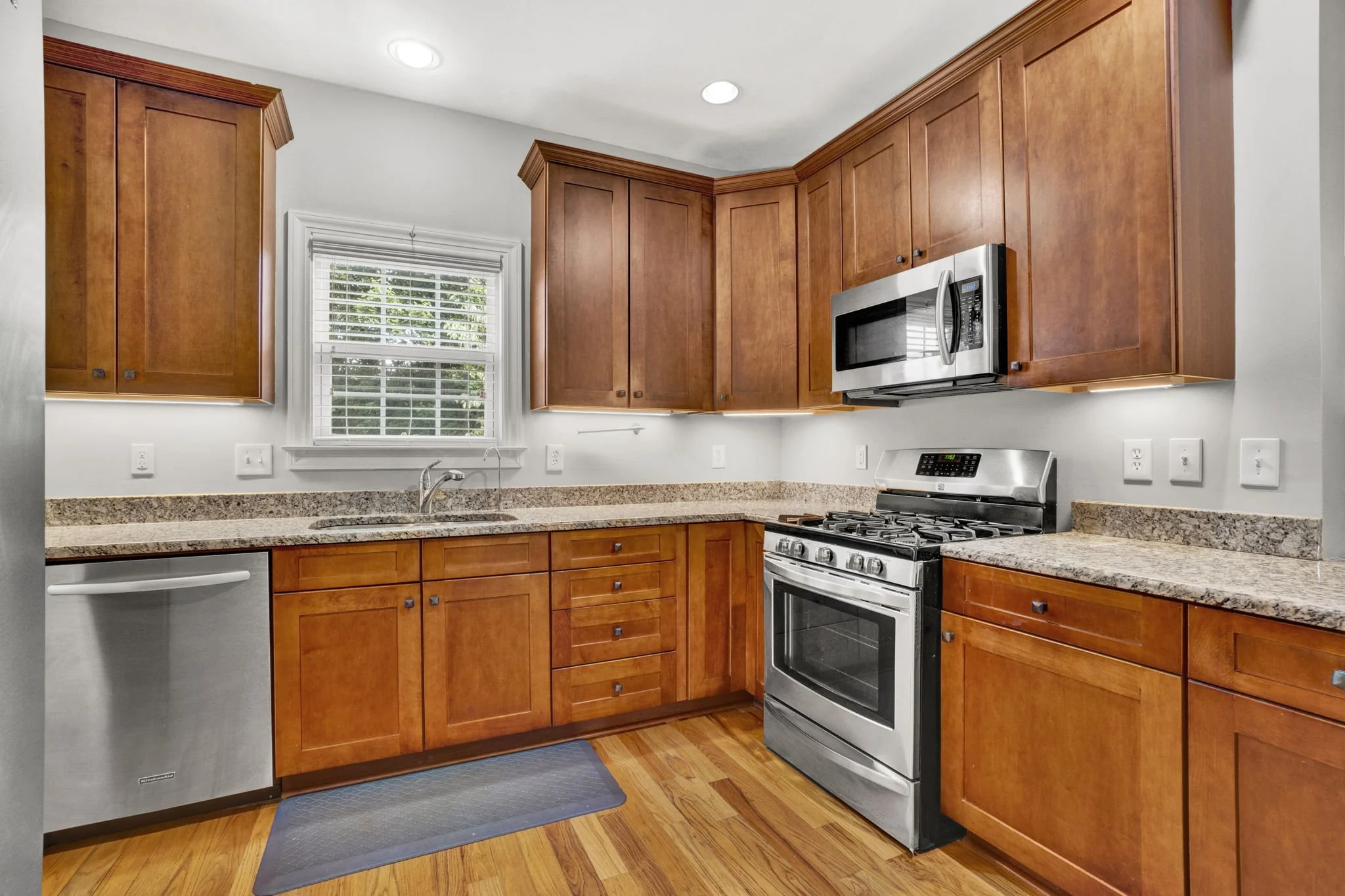 520 Summitbluff Dr Greenville SC - (10).jpg