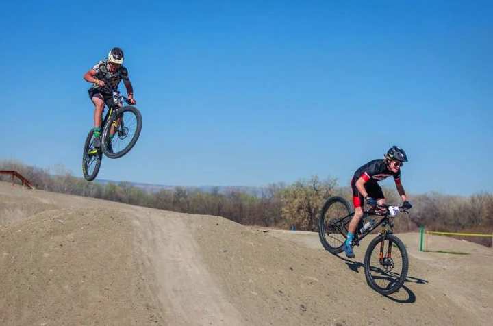 Inaugural community mountain bike race sees excellent turnout