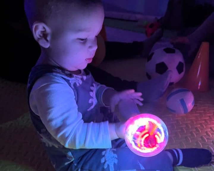 sensory+baby+classes+in+Batley.jpg