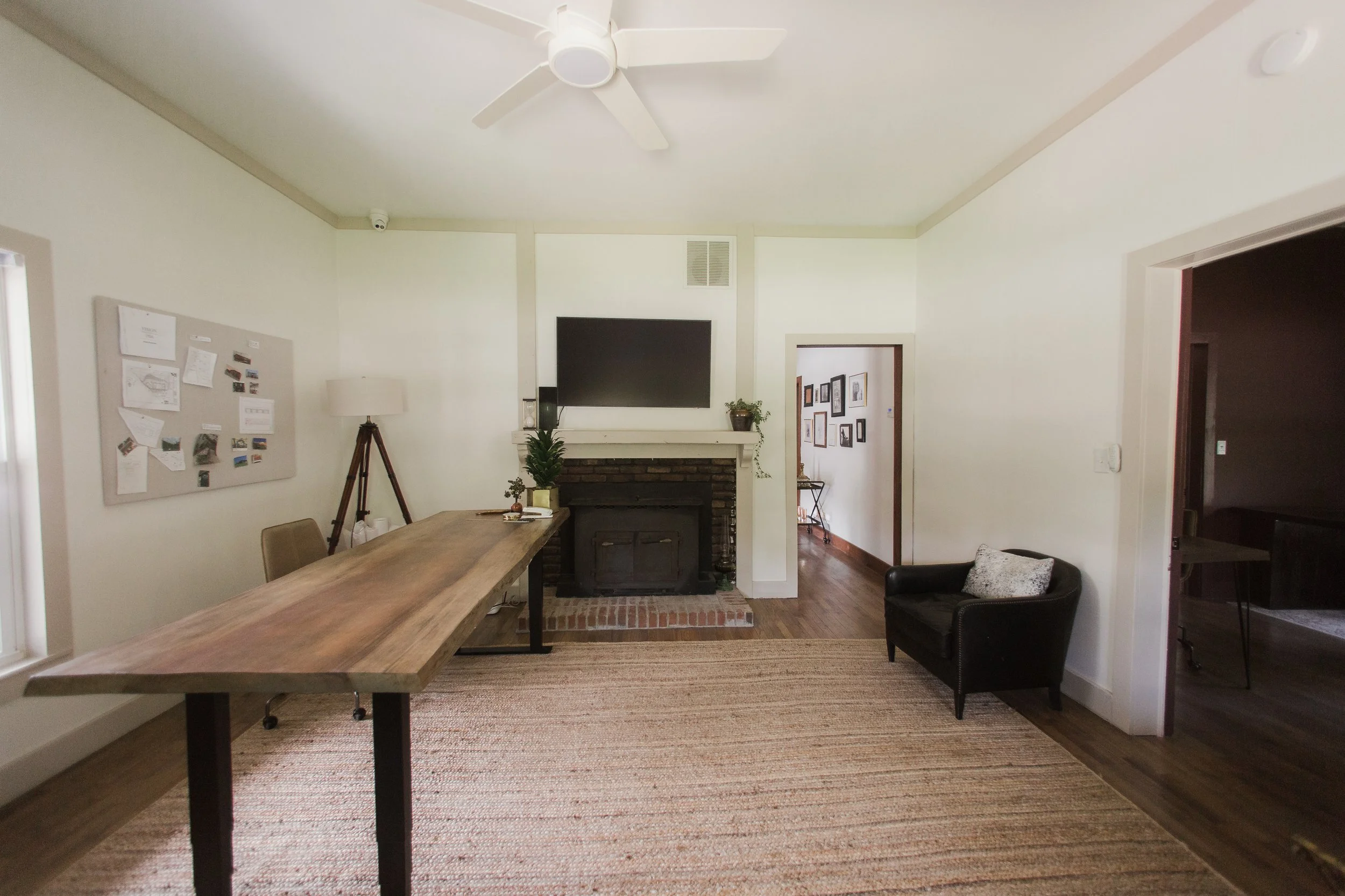 farmhouse2024-12.jpg