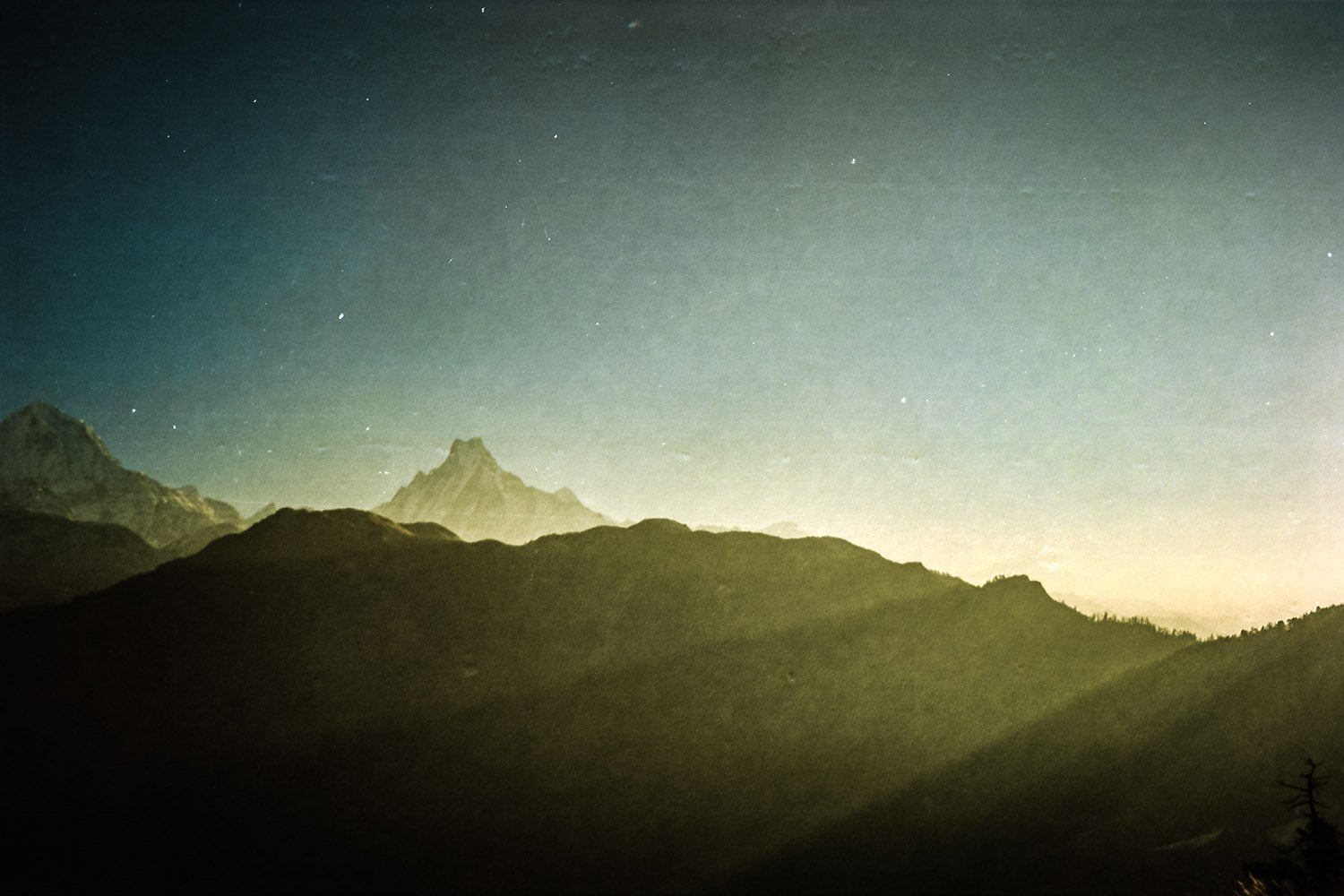 Le+Voyage+dans+le+Temps+-+Vincent+Bousserez+-+009+-+Le+Voyage+dans+le+Temps+-+Vincent+Bousserez+-+NEPAL-PoonHill-03.jpeg