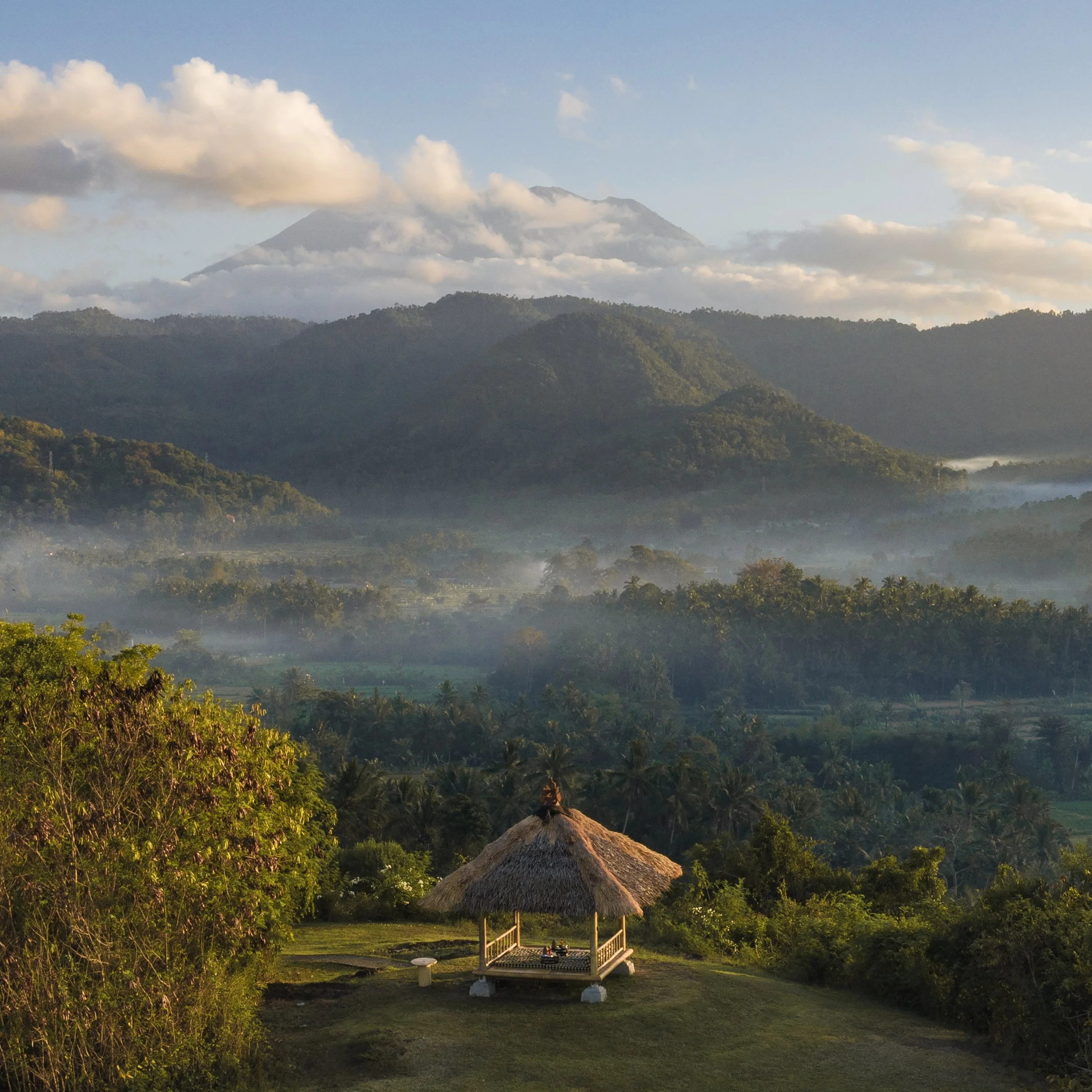 Amankila-sunrise-breakfast-square.jpg