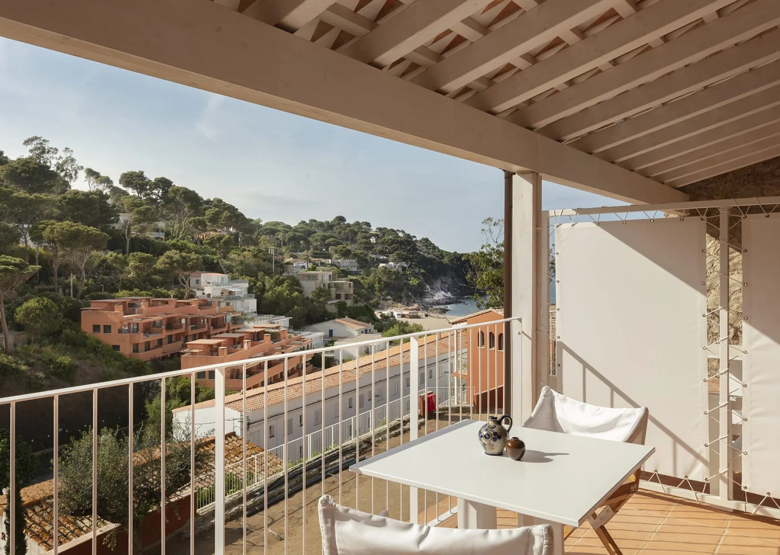 10-hab-design-terrace-finca-victoria-begur-girona-new-1.webp