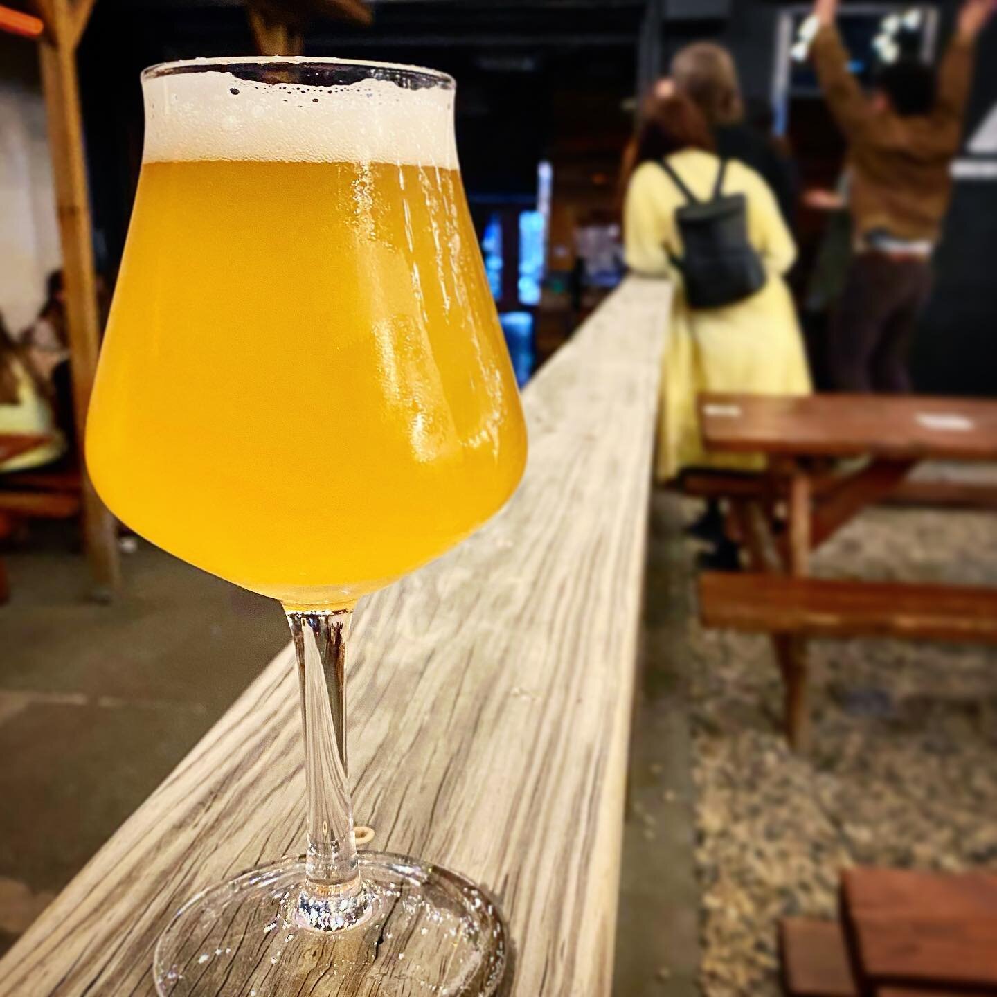 FOLK HERO, our new 5.9% saison is hitting the spot today 🎯 

New on tap, it&rsquo;s refreshing, with big juicy citrus notes and a dry finish. This is made for pitchers, drinking in the sun.

Try it on tap this weekend - what do you think of it??