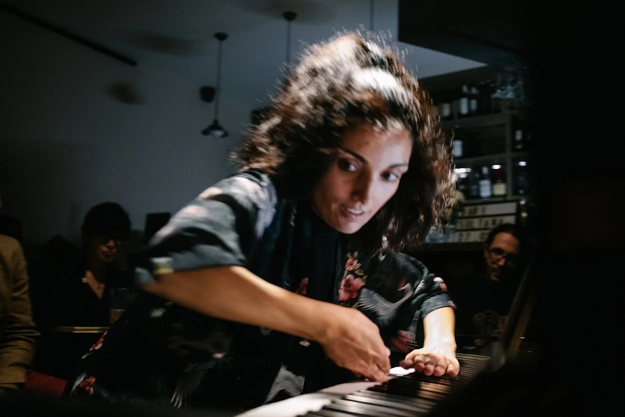 Offbeat_GabiSultana_LisA27Mar2026_DSCF1075 copy.jpg