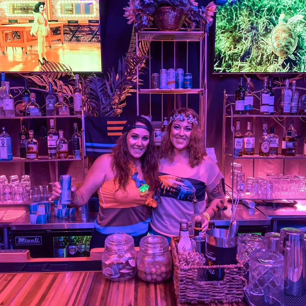 Bar photo 2