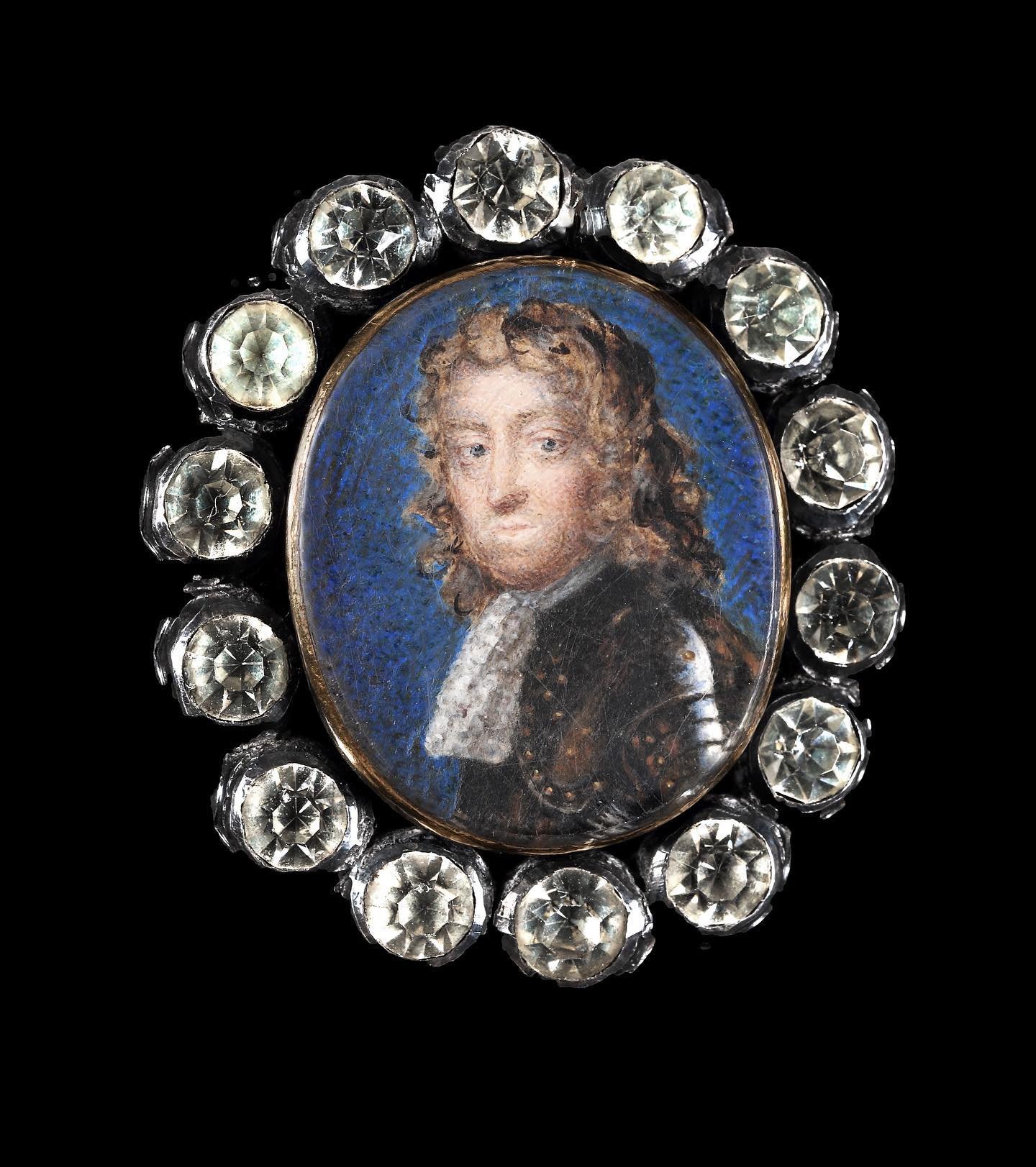 Praised by George Vertue in his notebooks, this miniature, available on our website, is by 17th century female miniaturist Susannah-Penelope Rosse (c.1655-1700). 

 

The daughter of the miniature painter Richard Gibson, Susannah-Penelope Rosse was o