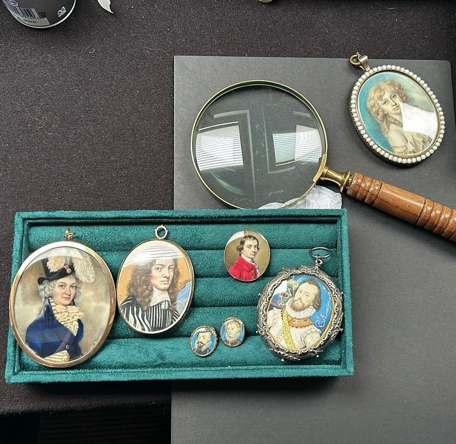 Join us at 5pm today for an Instagram Live with conservator and portrait miniatures specialist, Alan Derbyshire. Emma will be speaking to Alan about miniature painting techniques and together they will examine some important miniatures by Nicholas Hi