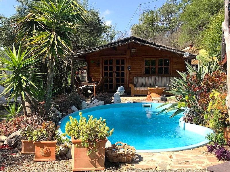 Retreat cottage in Spain with swimming pool