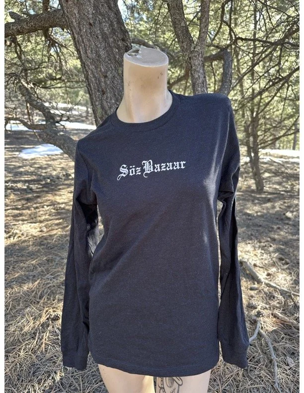 long sleeve old engligh spellout soz bazaar.jpg