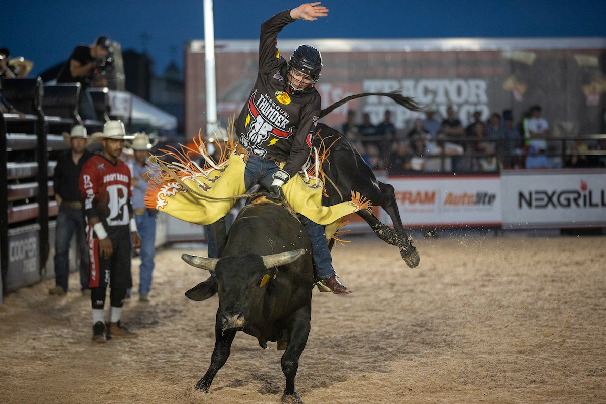 PBR Velocity Tour Tryon Chute Out – Behind The Pic