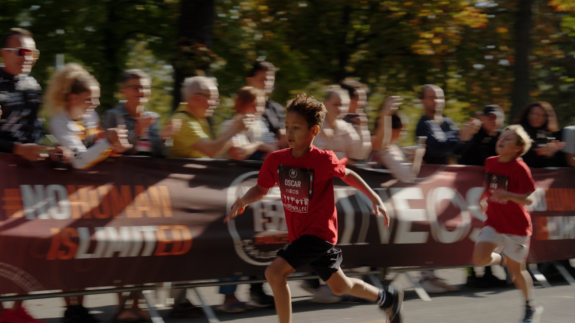Kids Runners & Challenge - 50fps.00_00_11_22.Still004.jpg