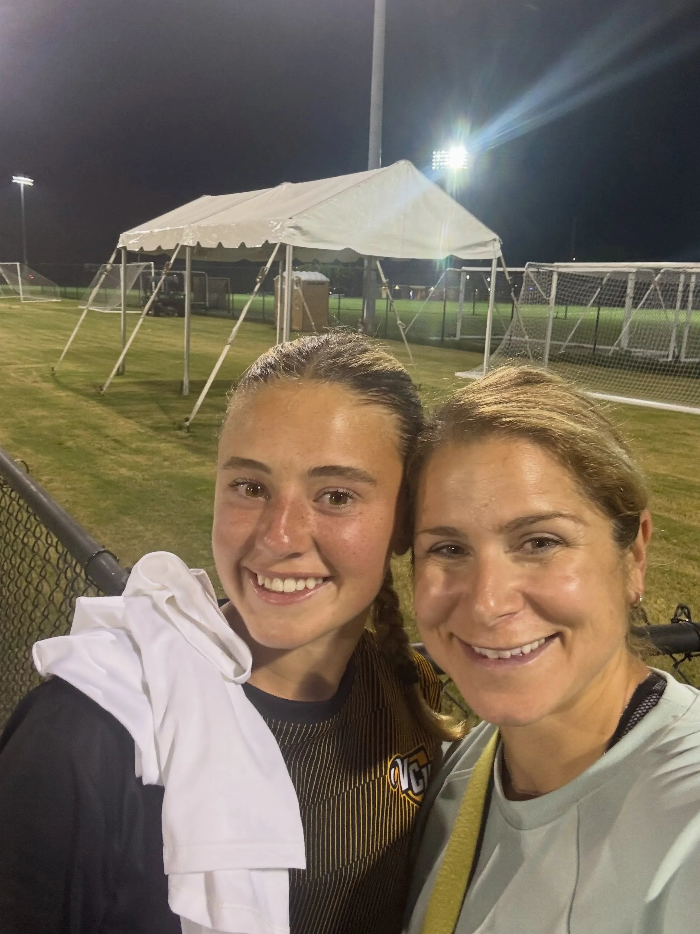 Got to see Mina play last week with VCU against UNCW. 🤍⚽️

I remember her at 10.
I remember her at 15.
And I&rsquo;ve been so privileged to continue training with her throughout her college years.

Watching players grow up is one of the greatest gif