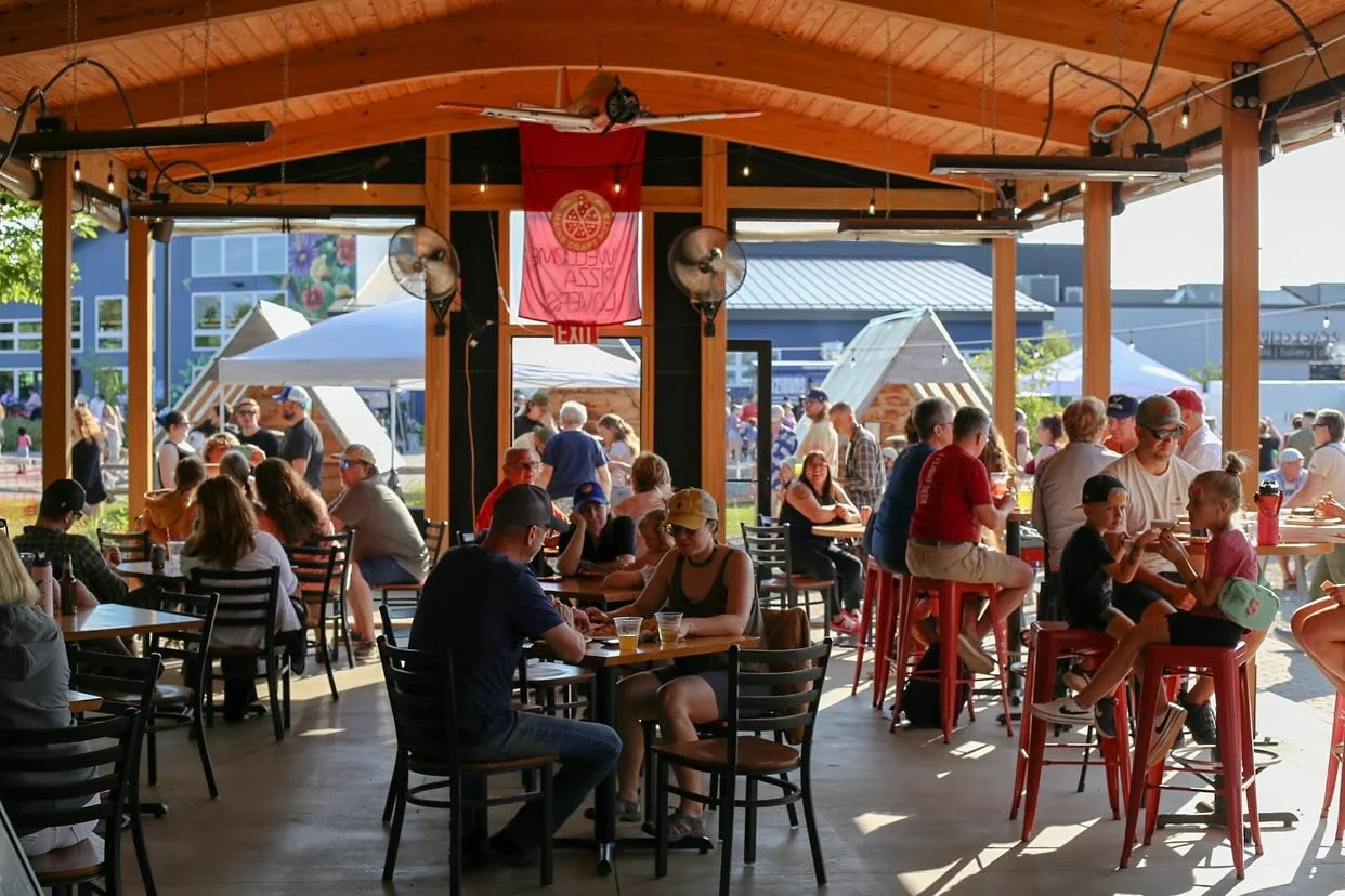 Flight Deck Bar and Lounge