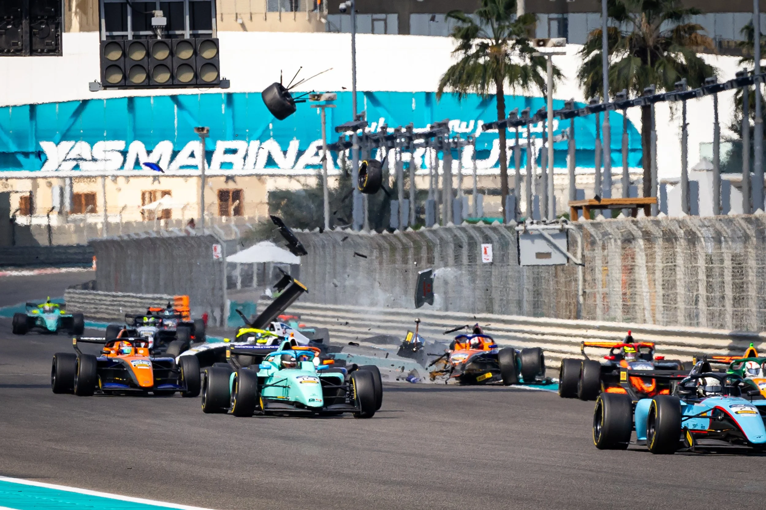 Accident at Yas Marina Formula Regional Middle East Trophy 2026