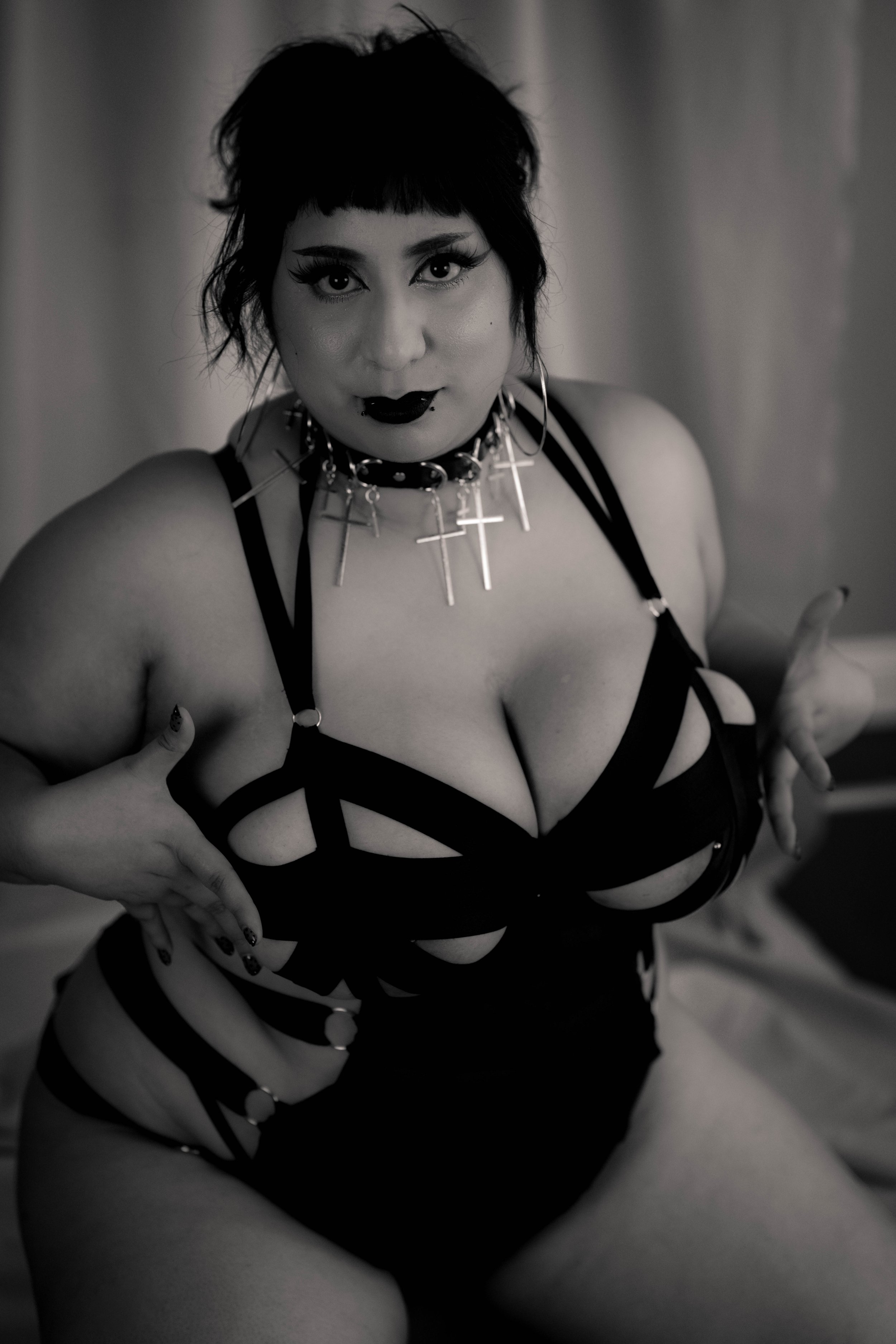 Boudoir-MS-CrimsonMoon-FlamePointPhotoAndFilm-10.jpg