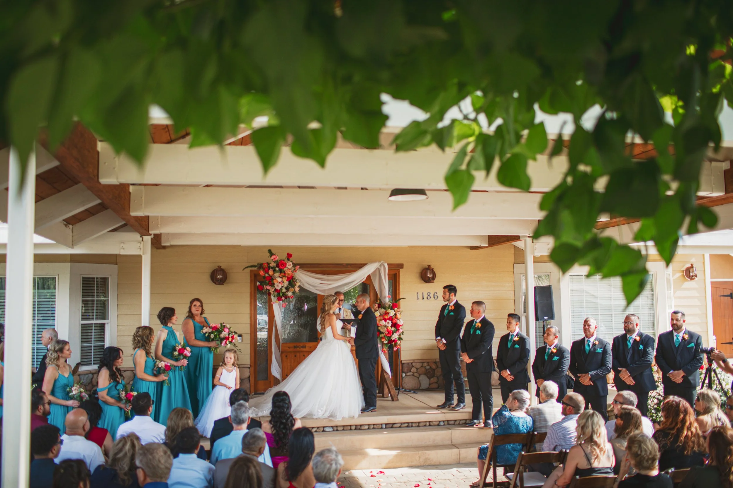 Casual Chic: A Secret to A Growing Wedding Trend