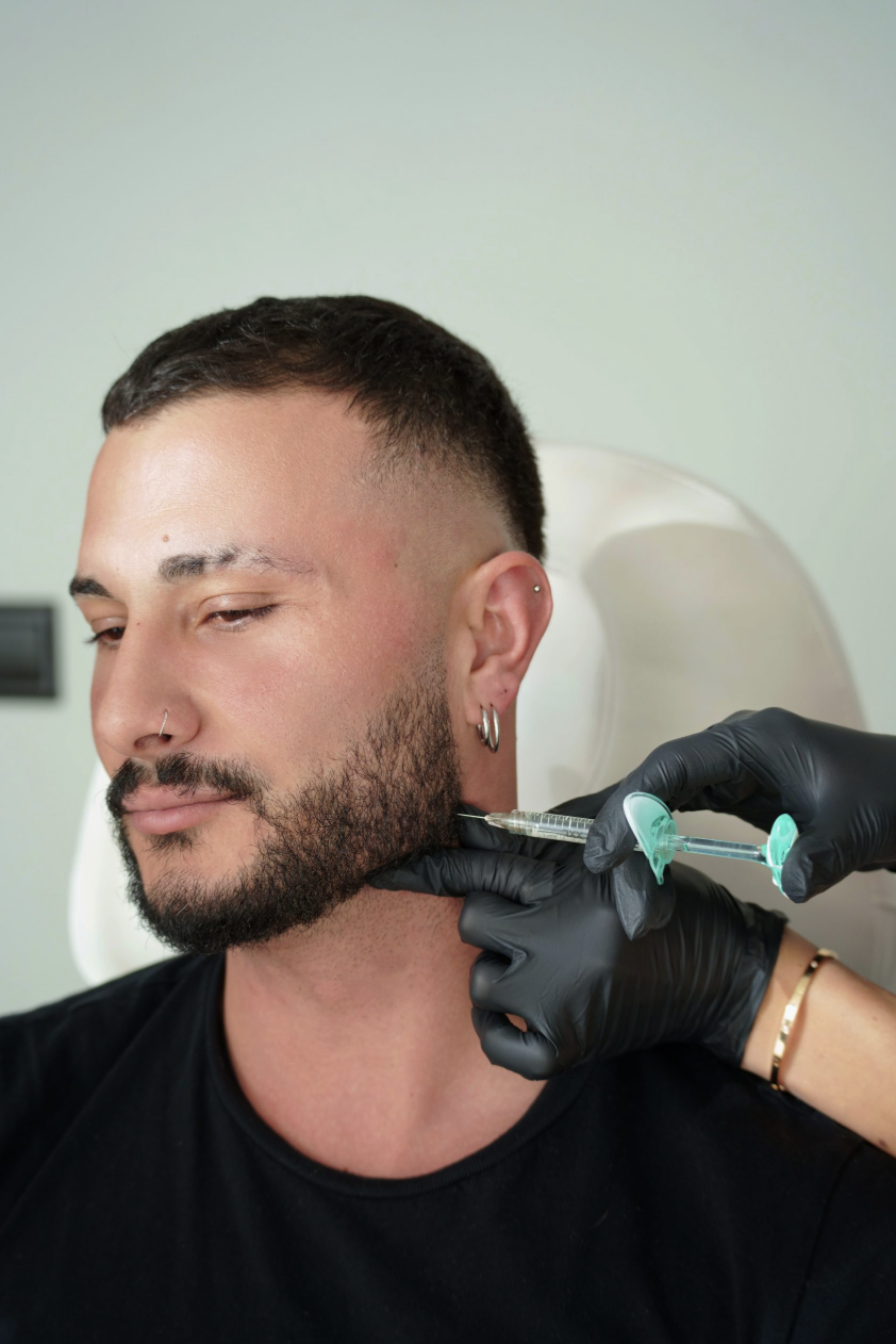 Jawline Filler Without the “Boxy” Look