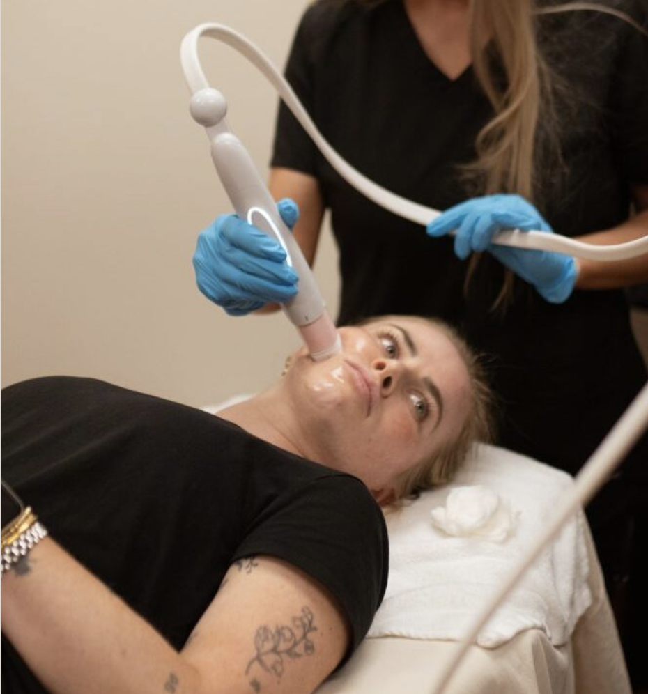 How Everesse Stimulates Collagen for Long-Term Firming Results