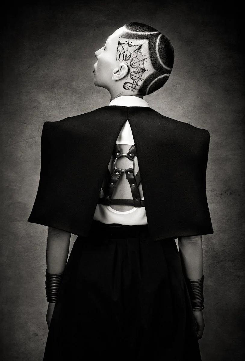 LUX Oro en Moda y Belleza 2013 (AFPE) — Crop Circles