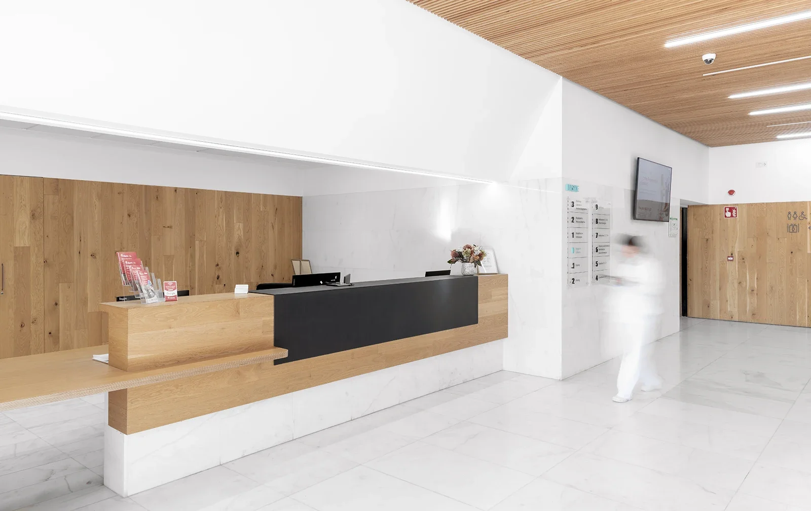 Fotografía del vestíbulo del Hospital IMSK de Valencia.