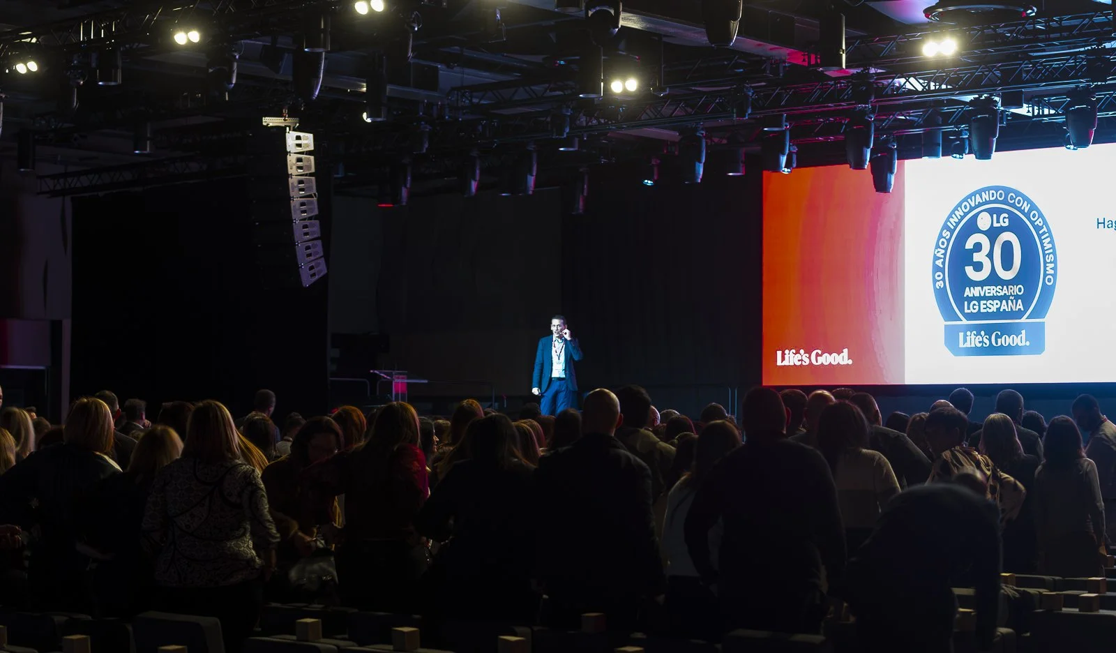 Fotografía de ambiente en presentación de marca