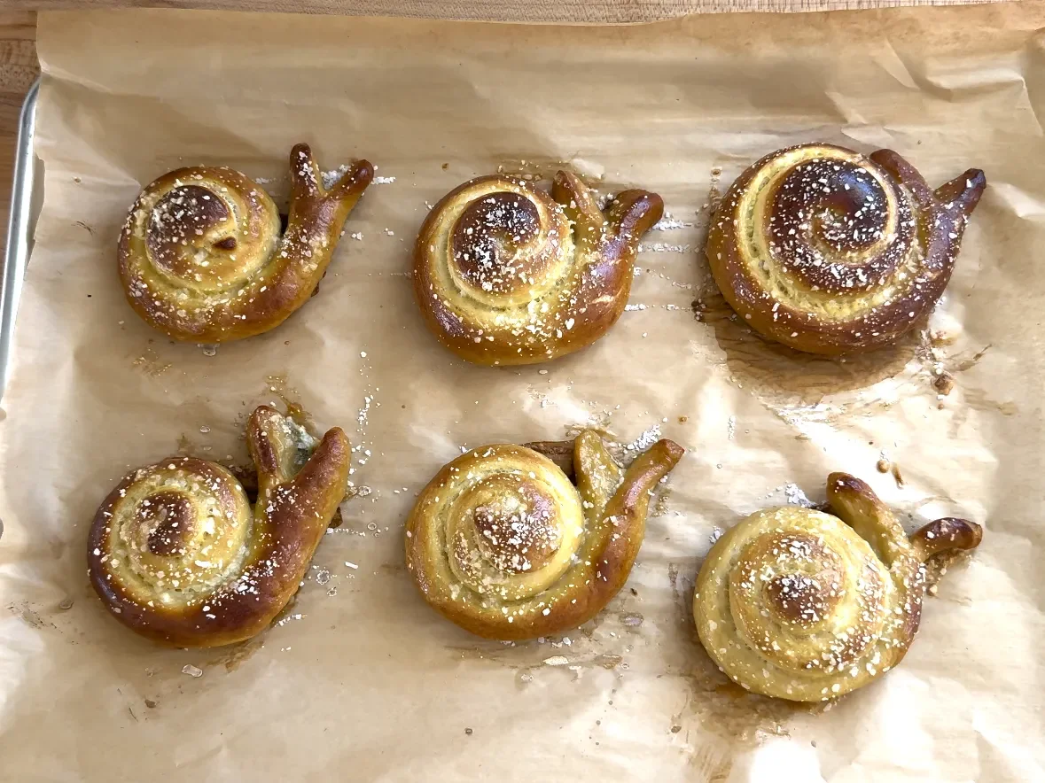 soft snail pretzels & seasons