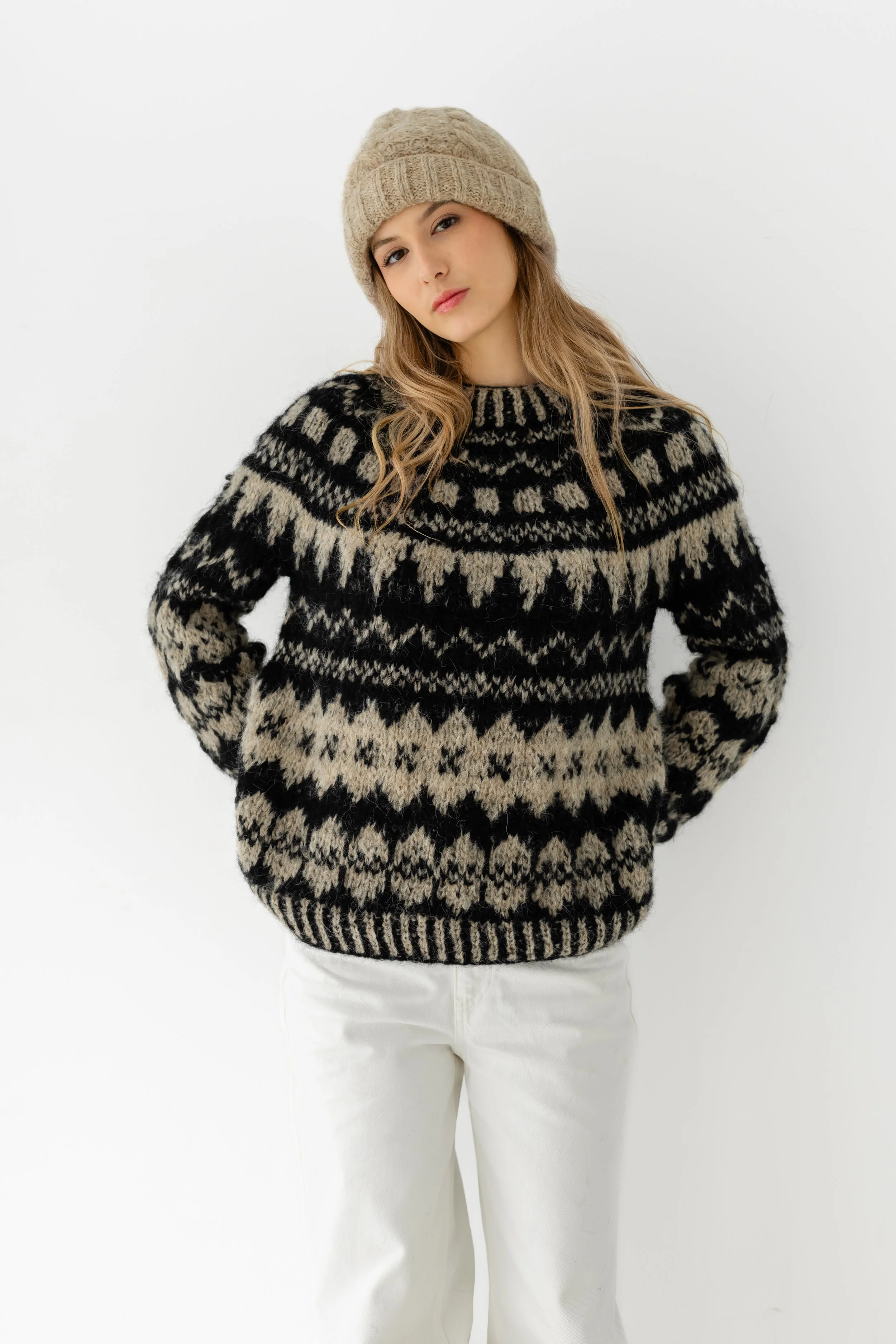 KANTU SWEATER