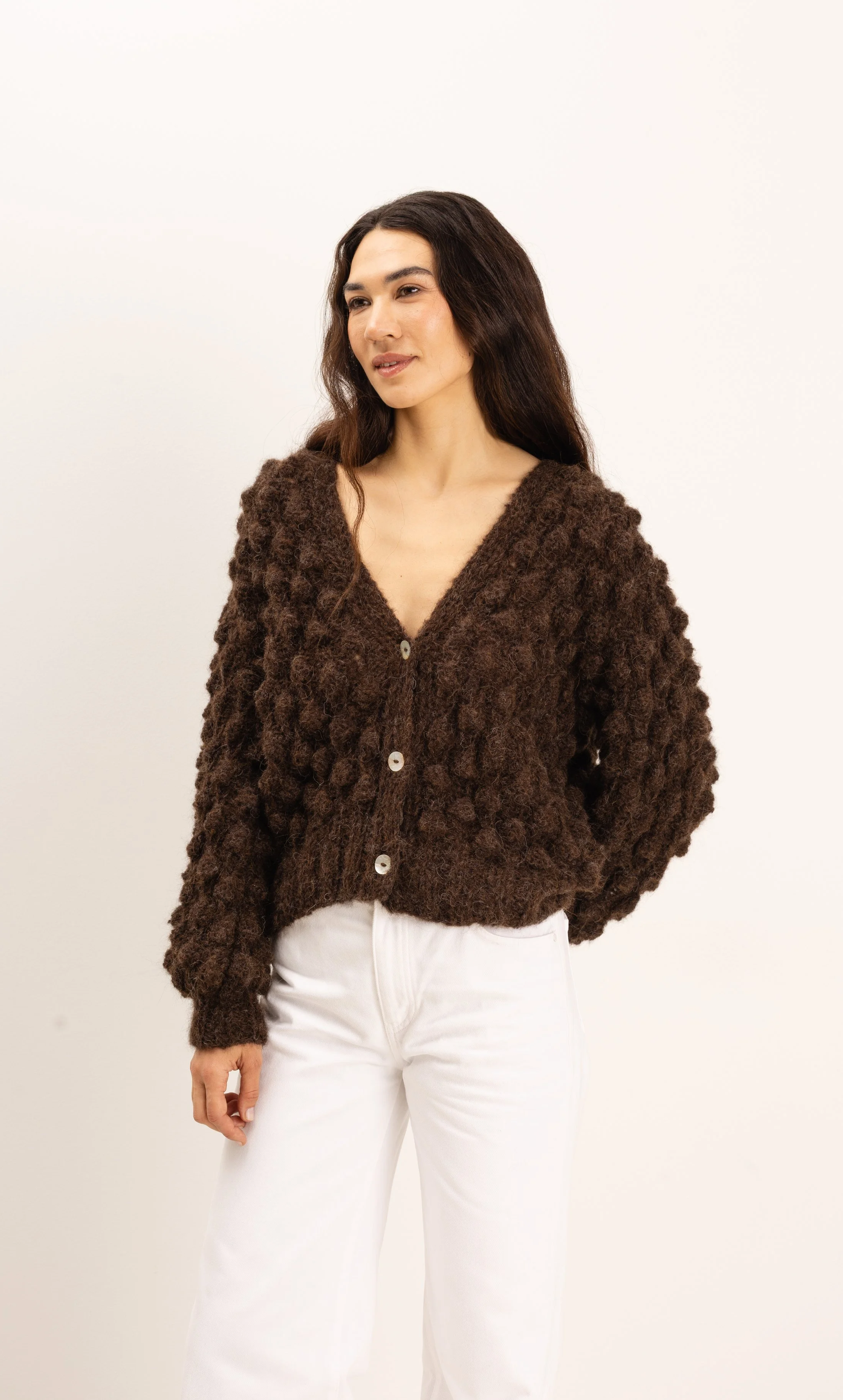 CAMI+CARDIGAN+CHOCOLATE.M%26H+2025-2026+WS-1821.png