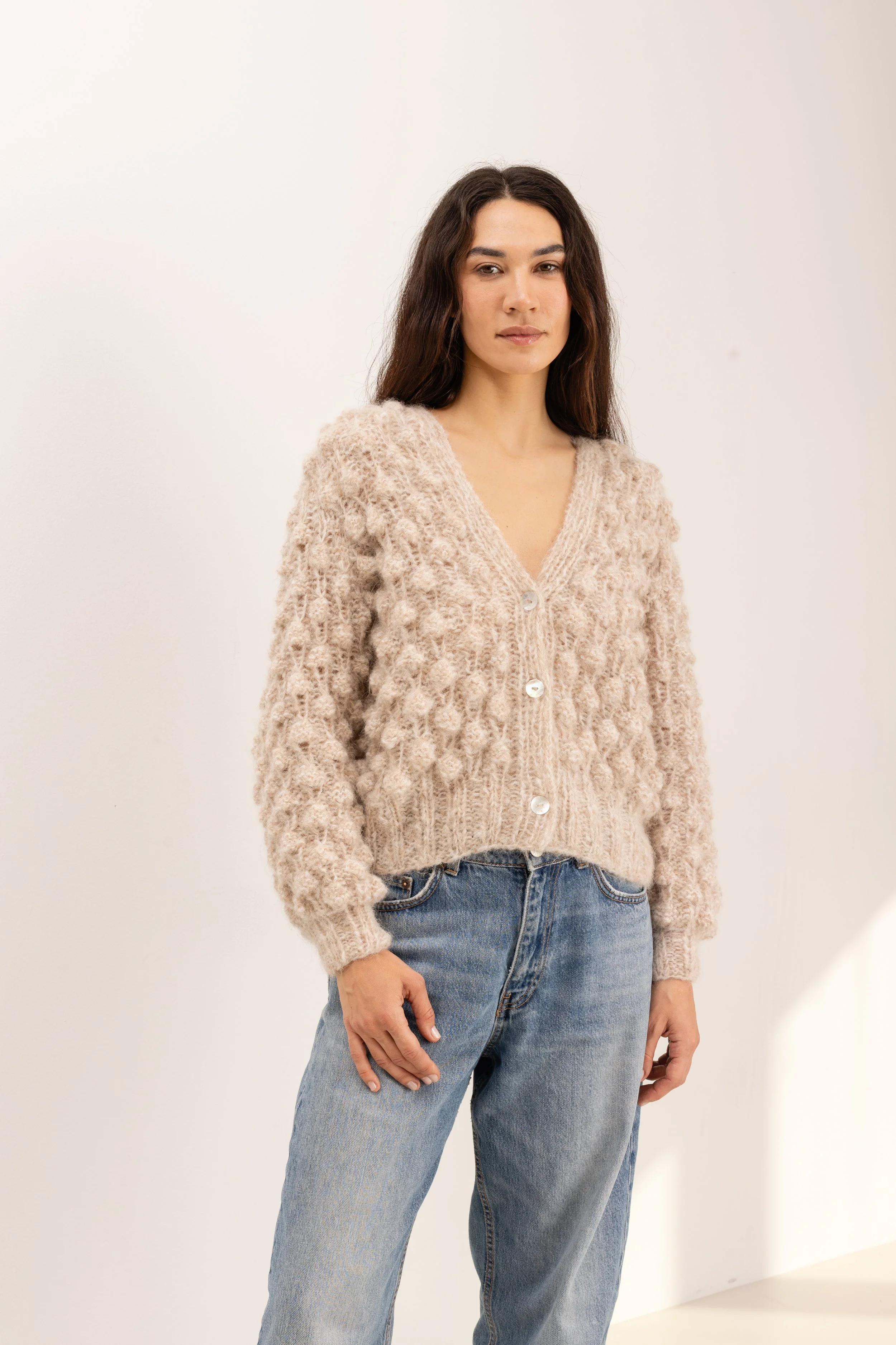 CAMI CARDIGAN MIX NATURAL & WHITE  .M&H 2025-2026 WS-2528.JPG