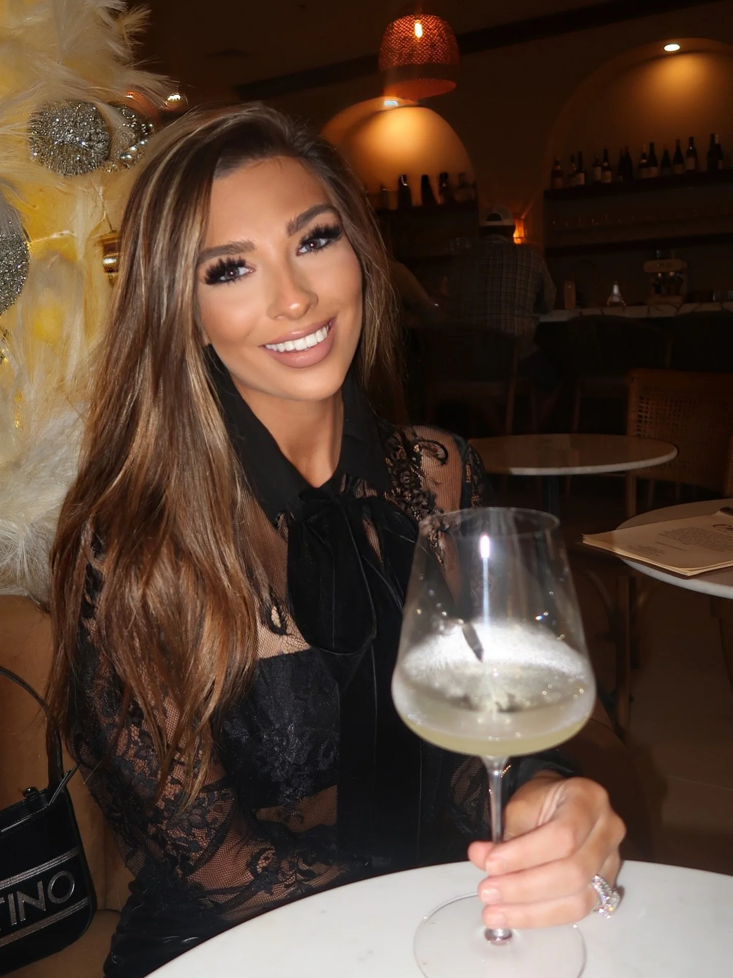 Bronzed in all black 🖤
#spraytandestin #spraytan30a #spraytanmiramarbeach #spraytanpcb