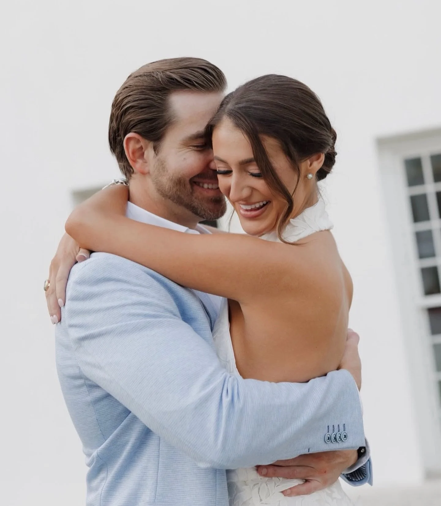 You&rsquo;re not photoshoot ready until you&rsquo;ve had an Elite Spray Tan! Message me today to book your mobile tan at 850.979.5354 ☺️
#spraytan30a #spraytandestin #spraytanpcb #spraytanmiramarbeach