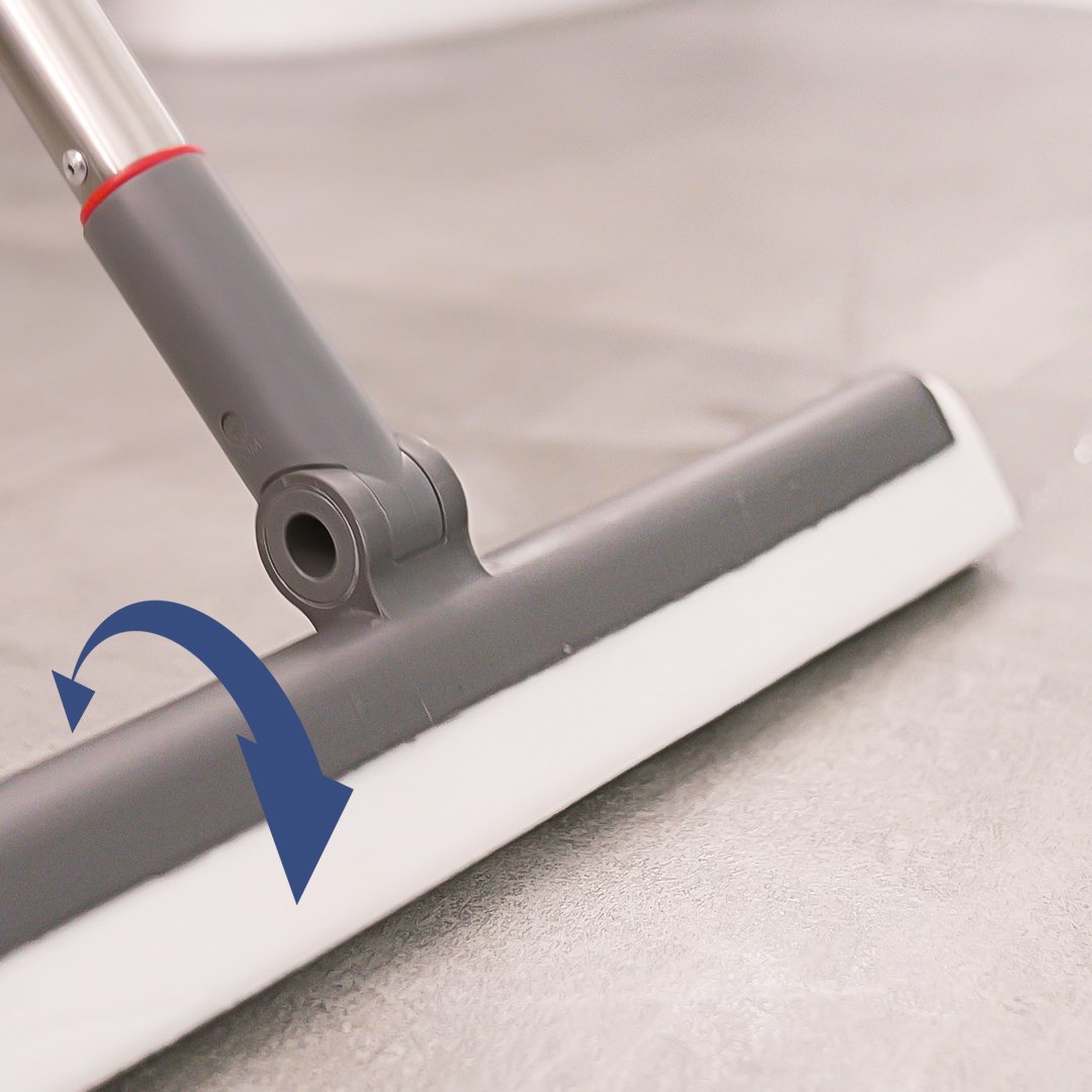 floor_squeegee_demo.jpg