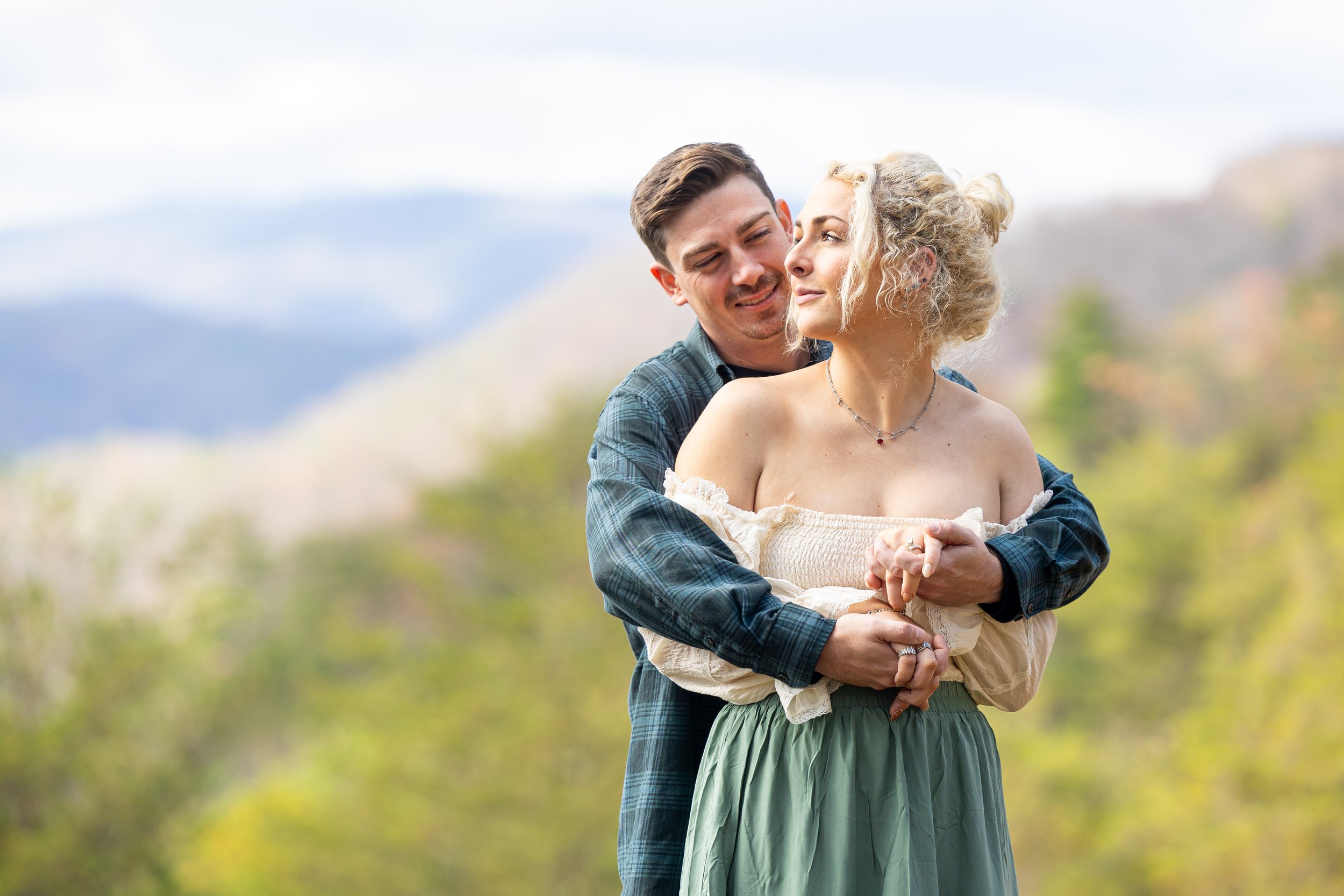 Nbr. 190 - Victoria and Phil - 11/22/2025