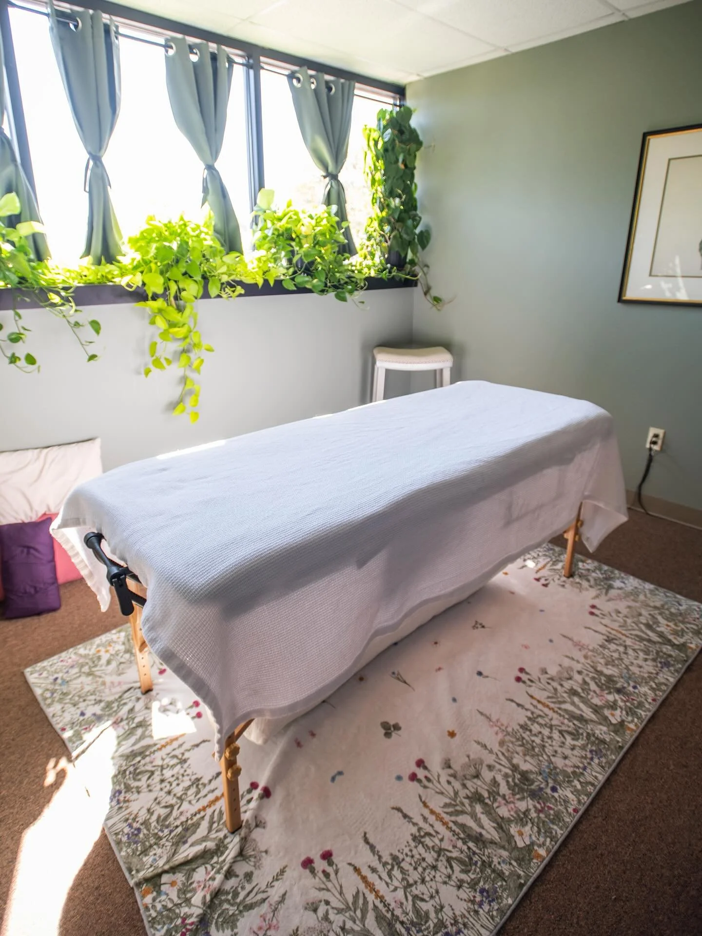 🍃One of our 1:1 offices, where BE Collaborator Mary Sinclair offers massage and Trager sessions. To book a session, see her profile at: https://www.thebesanctuary.org/individualservices