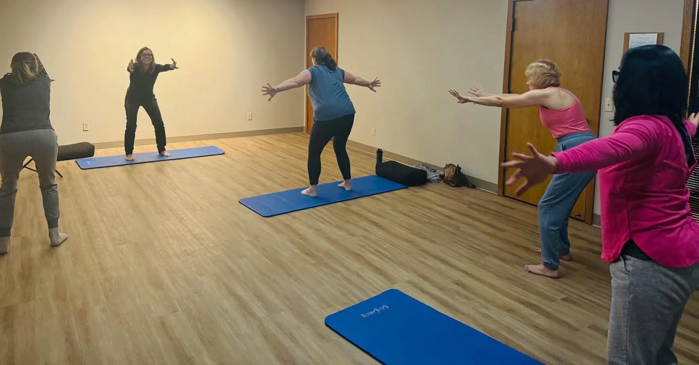 ✨This past Sunday&rsquo;s Qigong class with Elizabeth Mintun @thecalmingground was a hit! 

➡️ Want to see more experiences like this @thebesanctuary ? Let us know by commenting and/or  liking this post!
