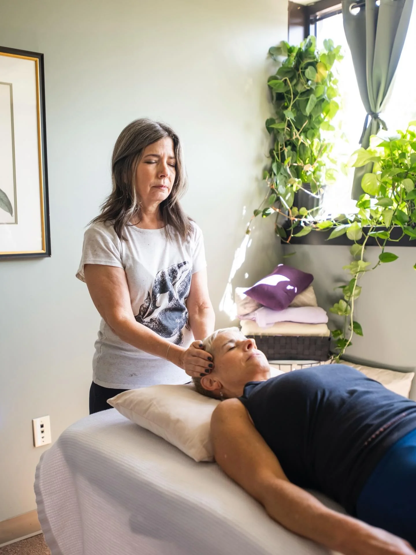 🐝 We have a number of in-house practitioners that offer a variety of one-on-one and private group services including:
-counseling
-massage
-bodywork
-yoga &amp; Reiki
-mindfulness coaching-
-psychiatric consultation and med management. 

➡️ Learn mo