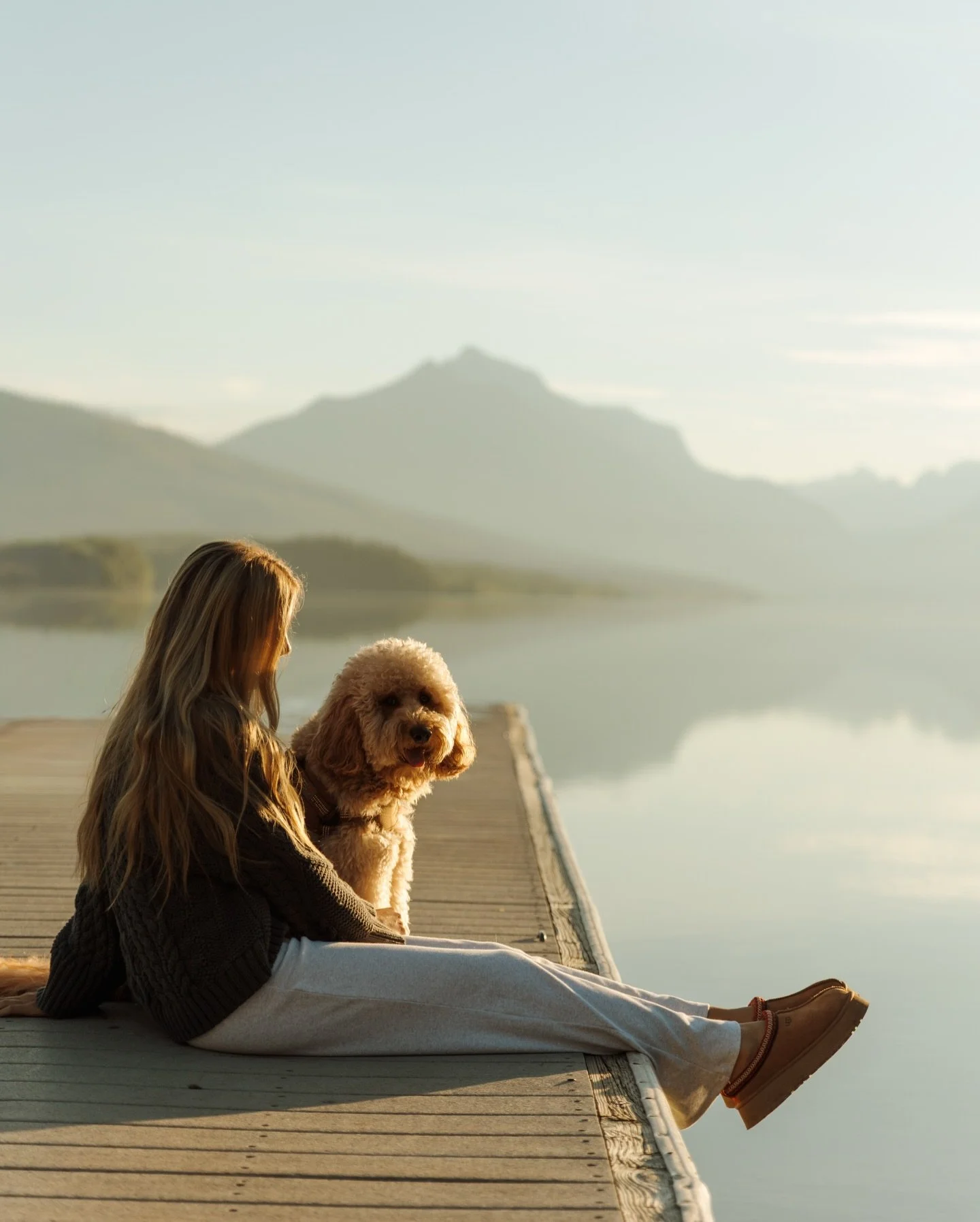 a love letter to 2025🤎 truly the best year yet! the amount of gratitude we have cannot be put into words! so happy you&rsquo;re all here and excited for 2026!🌲🤭
&bull;
&bull;
&bull;
#minnesota #montana #newyear #2026 minnesotaphotographer

Wedding