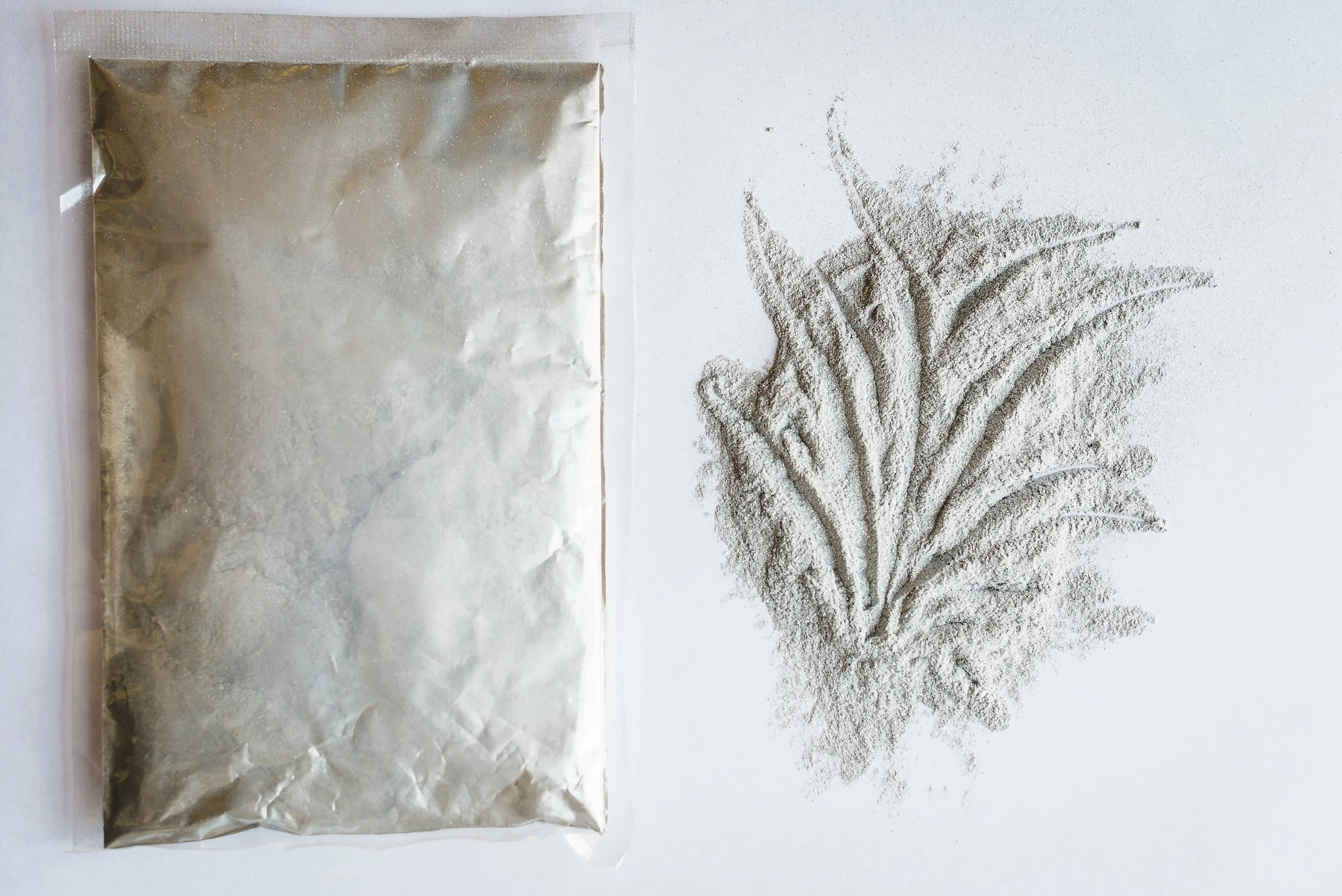 009coloured-powders.JPG
