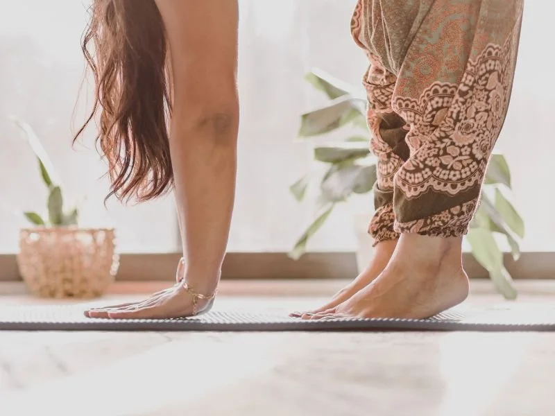 11 Online Iyengar Yoga Classes — Women's Yoga & Strength Society