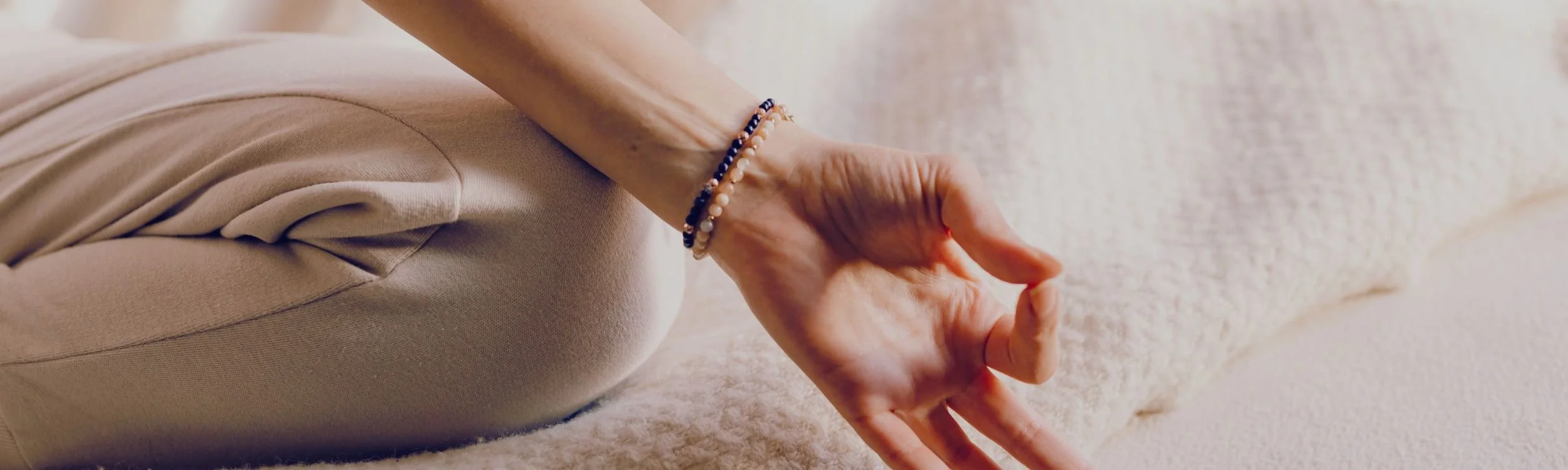 11 Online Iyengar Yoga Classes — Women's Yoga & Strength Society
