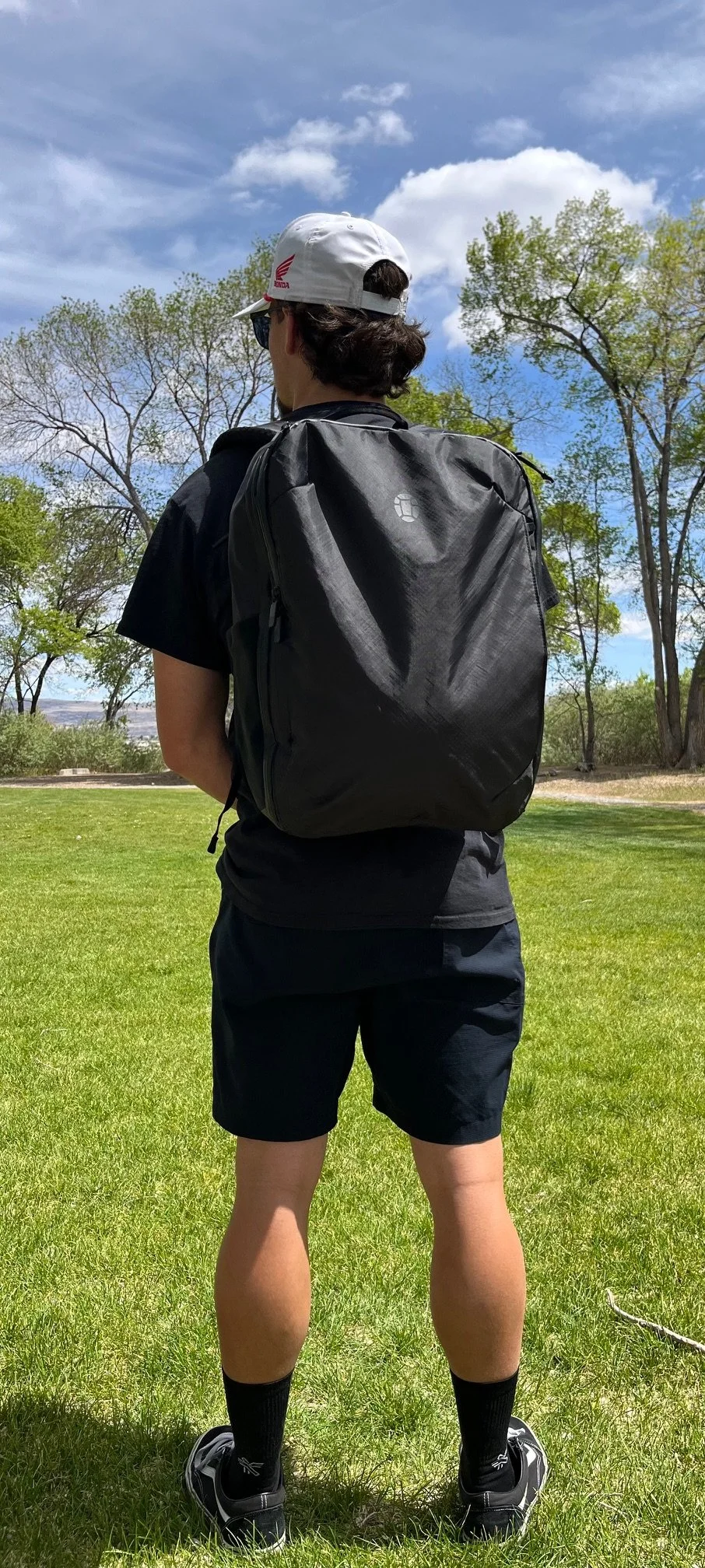 Tortuga Daily Carry Pro Review: The EDC Bag That’s Also Ready for a Weekend Getaway